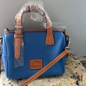 Dooney and Bourke purse
